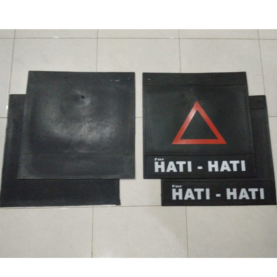 Karpet Lumpur Roda Truk Canter Rino Druto Isuzu nkr71 hitam Polos dan hitam Hati hati  Universal 50 x 50 cm Mudguard VVC cocok untuk Truk double roda dobel roda harga satu pasang 2pcs