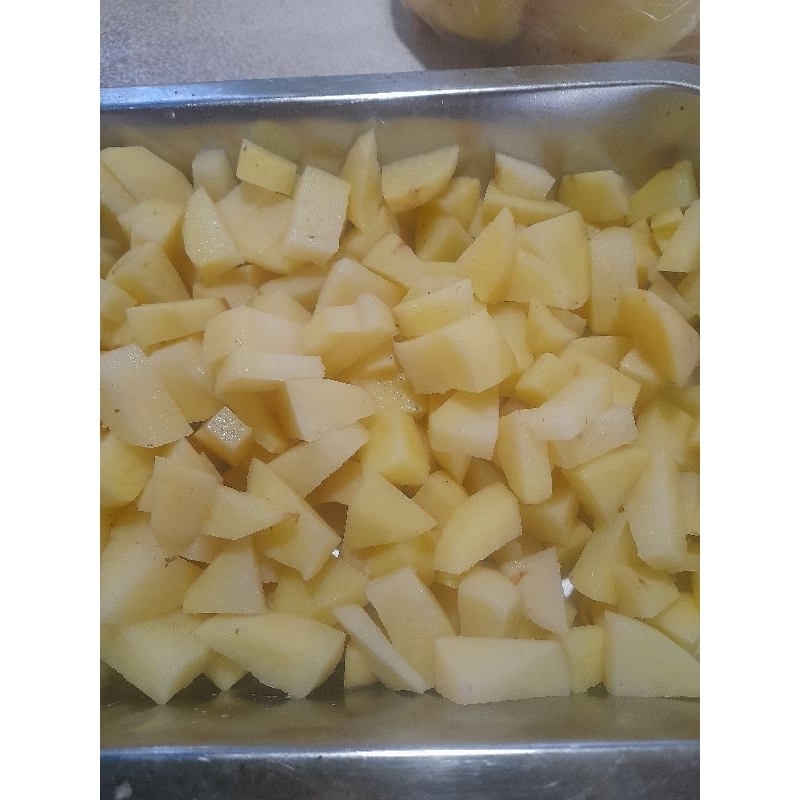 

kentang kupas iris,kotak 500gr
