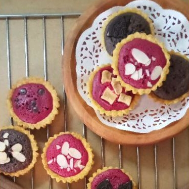 

Shinny Crust Brownies Pie in Cup