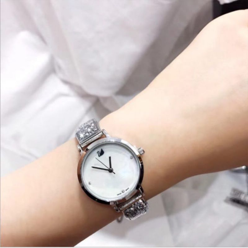 (Terima Cod)Jam Tangan Wanita Angsa Swrovky Blimbing Strap Rantai/Stell(Dikirim Jakarta)