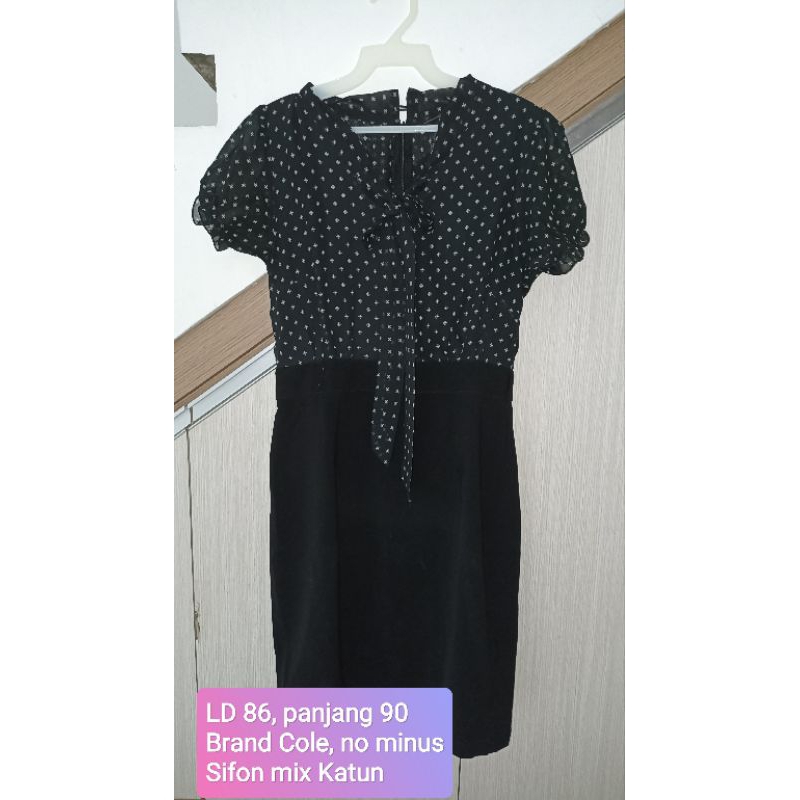Preloved dress kerja Hitam COLE no minus