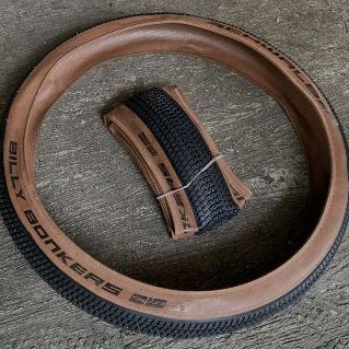 Ban luar SEPASANG SCHWALBE billy bonkers 406 Tan wall BD