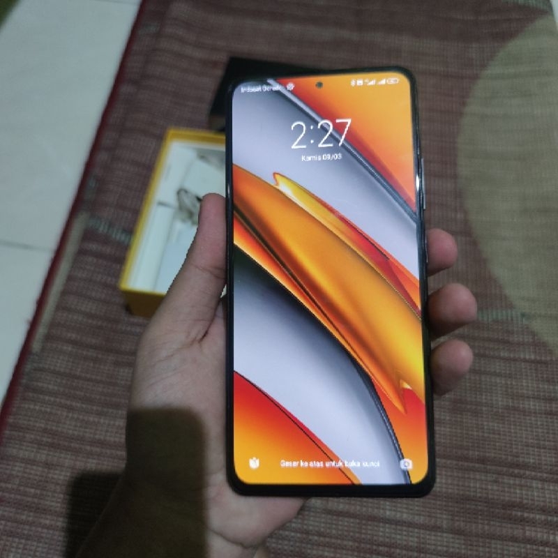 POCO F3 8/256gb 5G Hp+Cas Ori bawaan