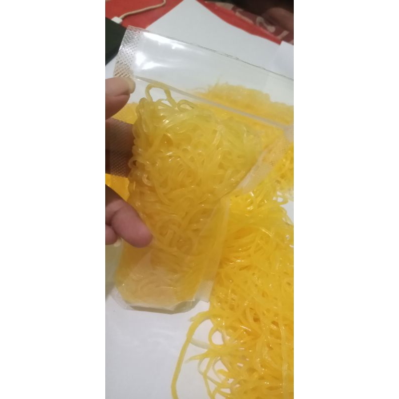 Replika mie bakso , replika makanan ,replika mie, mie mainan , mainan anak, mie