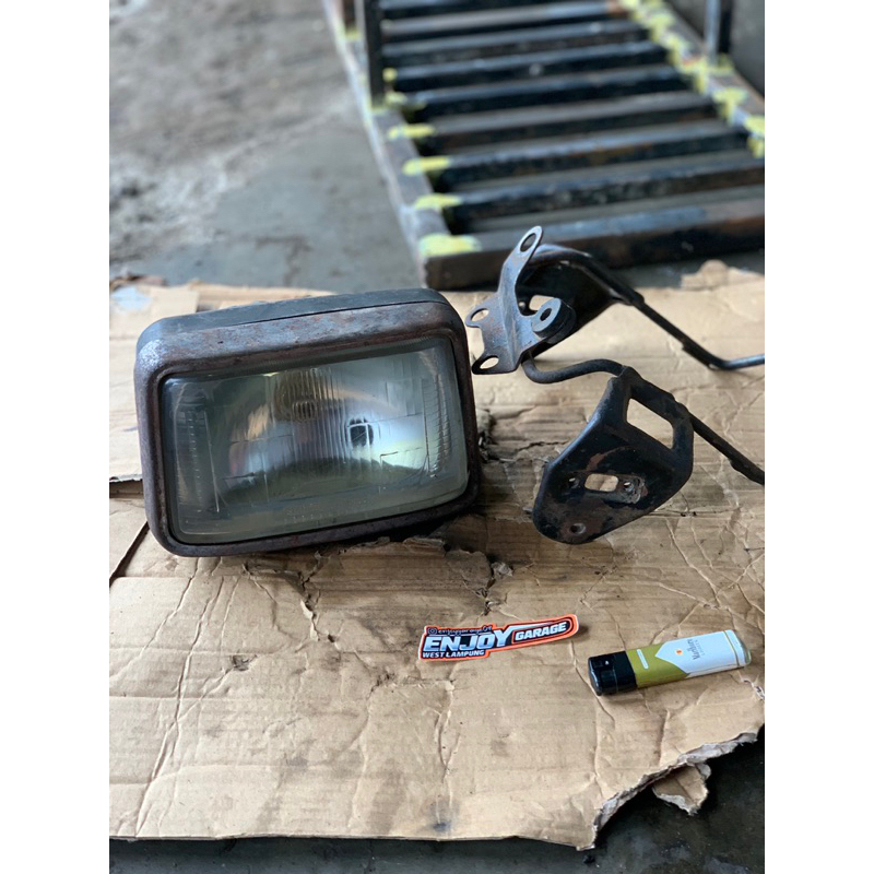 LAMPU DEPAN GL MAX ORIGINAL SET BREKET