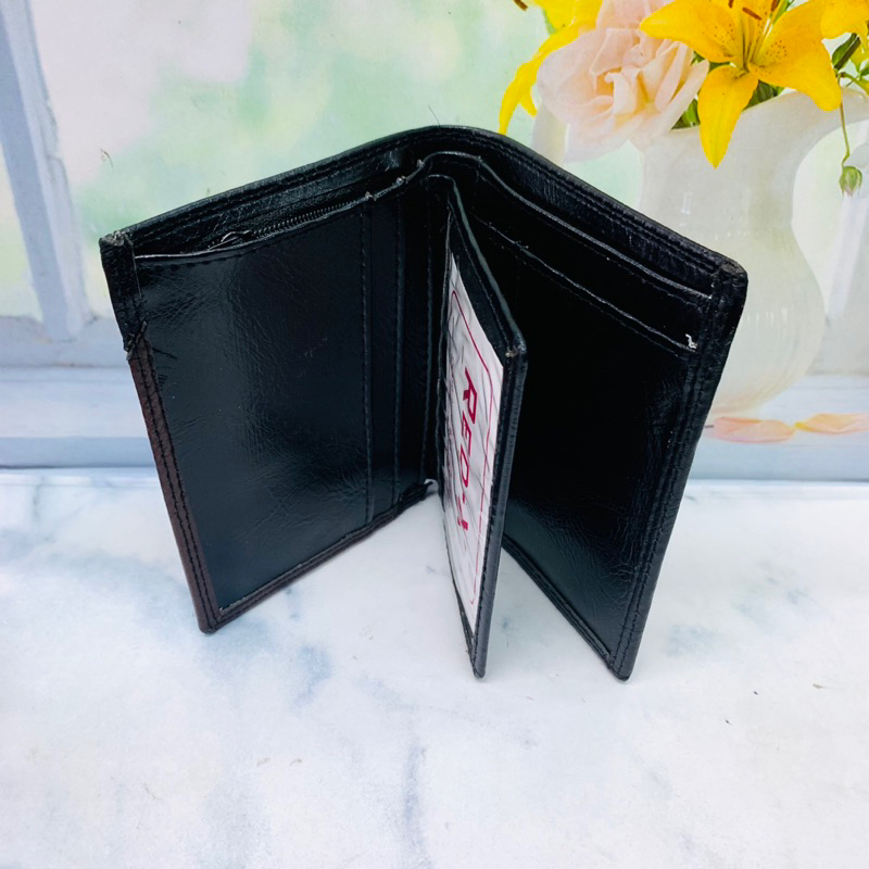 DOMPET RED X KOMBINASI LIPAT BUKU