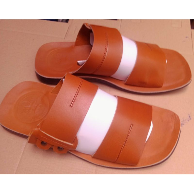 /Dmors/Sandal Kulit Pria Dewasa Cowo Laki Selop Slop original Kekinian Keren Kasual casual coklat tua 39-40-41-42-43 100 %Asli