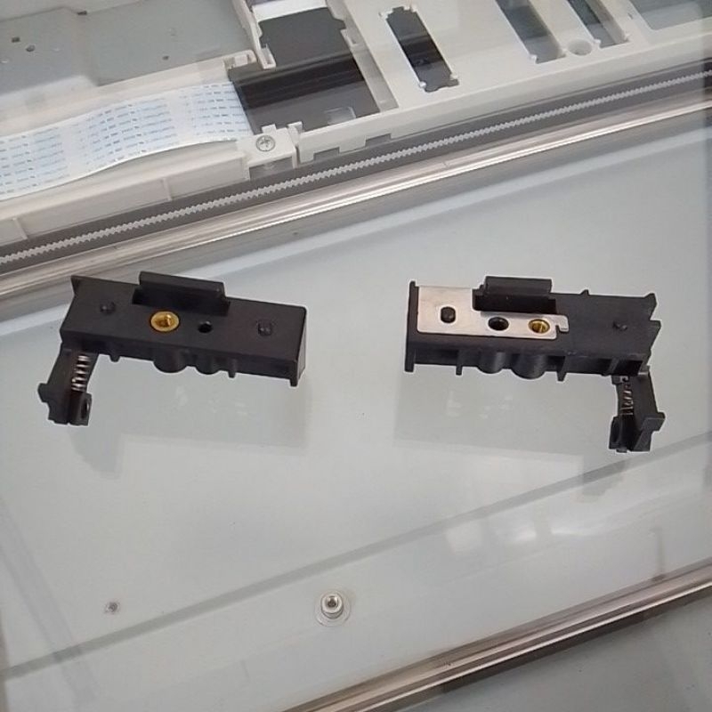 

DUDUKAN FIXING HEAT DISCHARGING IR 2270/3025/3225