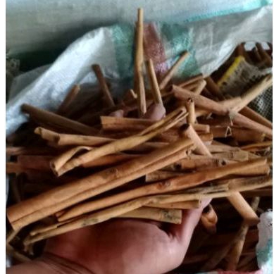 

kayu Manis Padang murah bersih berkwalitas premium 1 KG.