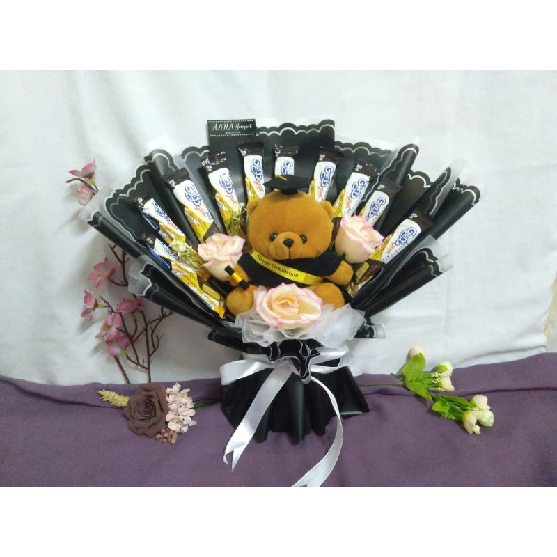 Buket wisuda / boneka Wisuda / snack wisuda / wisuda buket boneka + snack