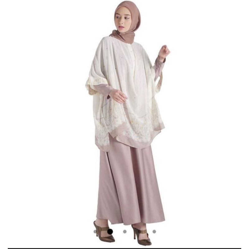 daswana kaftan, ria miranda dress