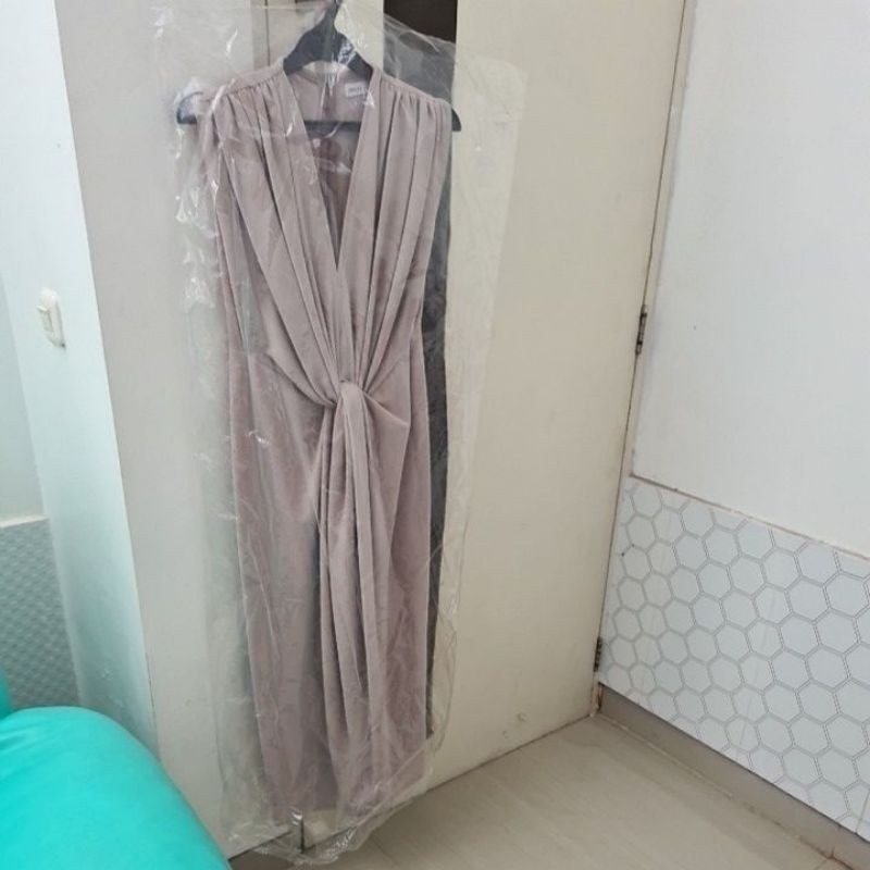 dress wanita merk Avgal warna grey