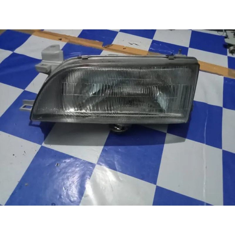headlamp/lampu depan Corolla great LH
