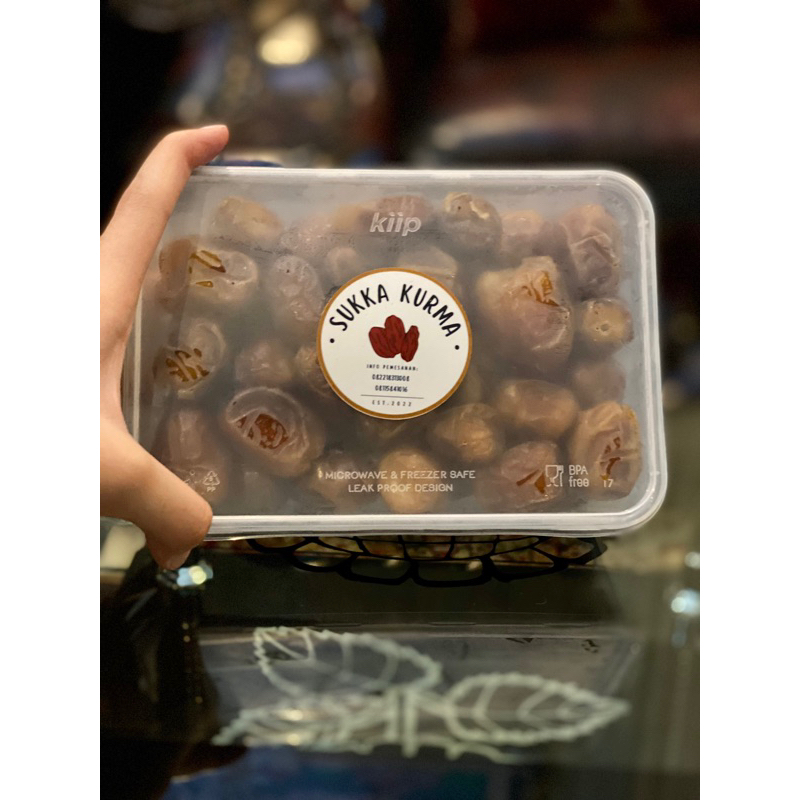 

Kurma Sukkari Repack 500gr