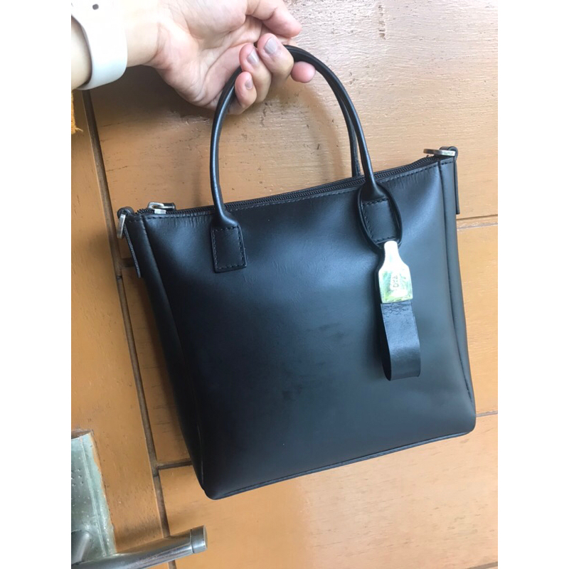 preloved tas hitam kecil dya dhairya