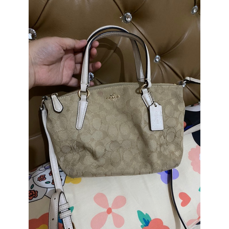 Preloved tas coach