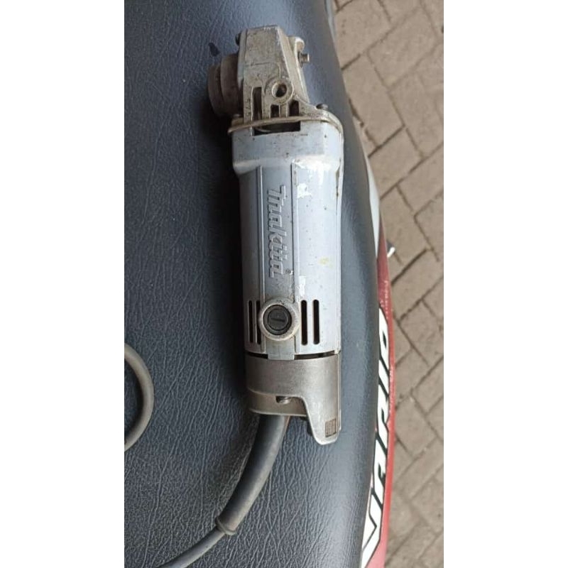 Gerinda Makita N9500 second (bekas pakai)