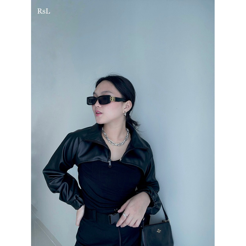 jaket kulit wanita cropped long sleeve chest shirt Riseleather.id