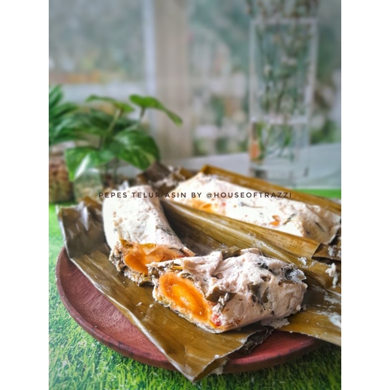 

Pepes/ Botok Telur Asin