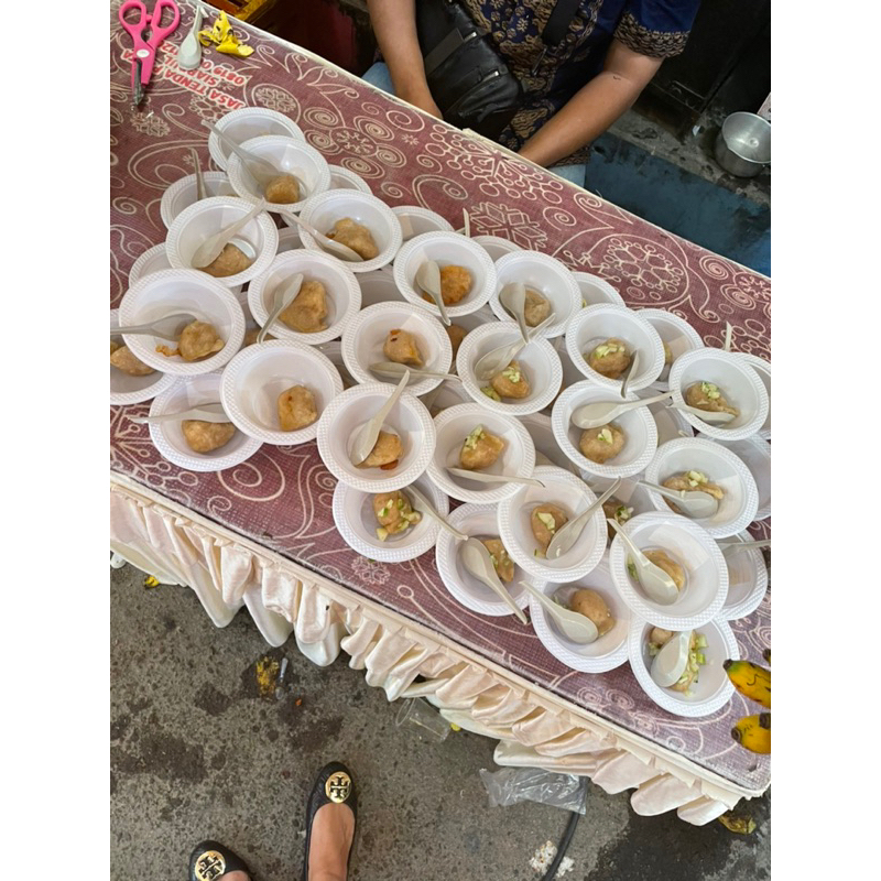 

Paket Katering Pempek Palembang untuk Hajatan Pernikahan Sunatan