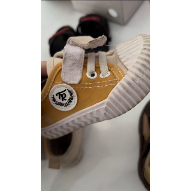 SALE preloved Tracce Kids / sepatu anak