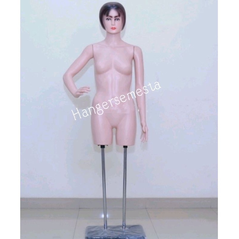 PATUNG MANEKIN BODYFIT CEWEK WARNA KULIT RAMBUT DENGAN TIANG BESI PENYANGGA