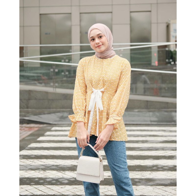 Yura Blouse Yellow by Vanilla Hijab size M