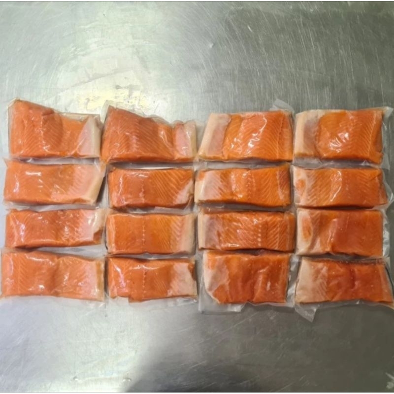 

Salmon Fillet @1Kg Frozen Premium