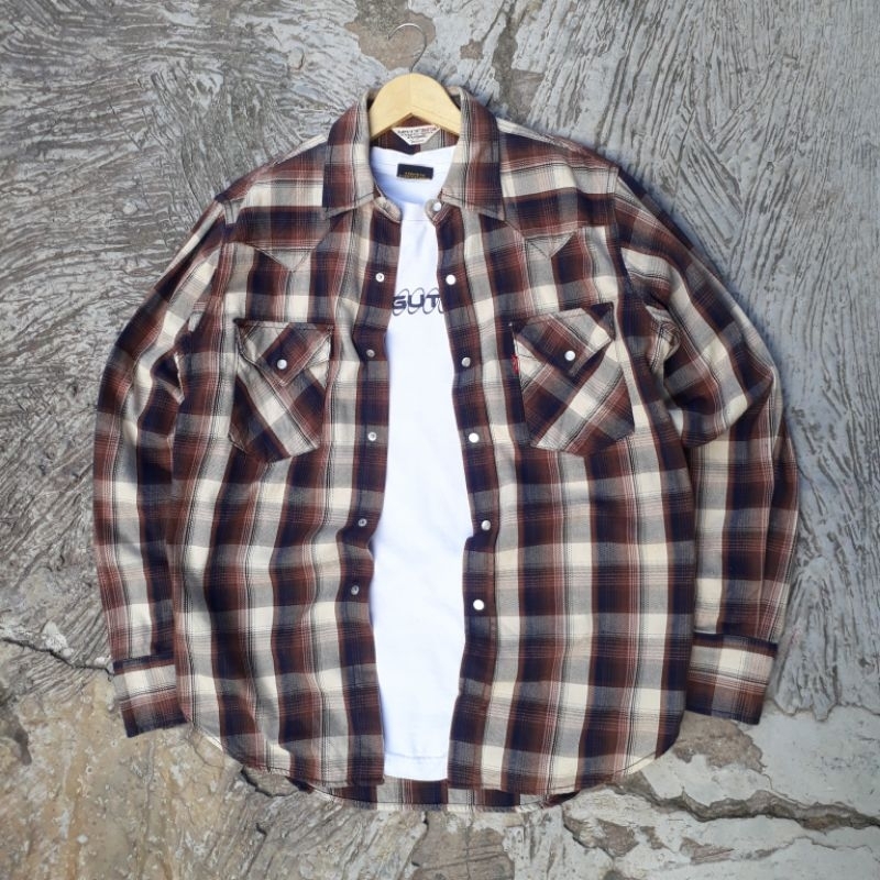 KEMEJA FLANEL LEVIS SECOND | KEMEJA LEVIS RED TABS