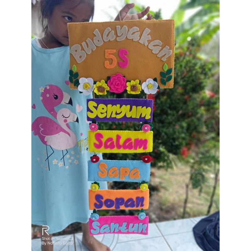 Hiasan dinding sekolah 5S