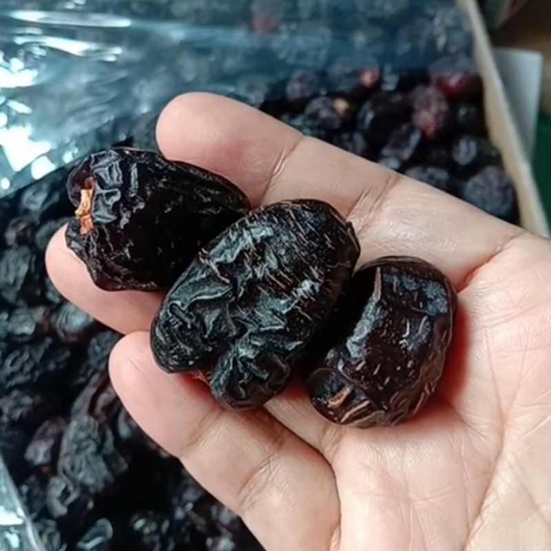 

Kurma Ajwa Reguler 1 Kg