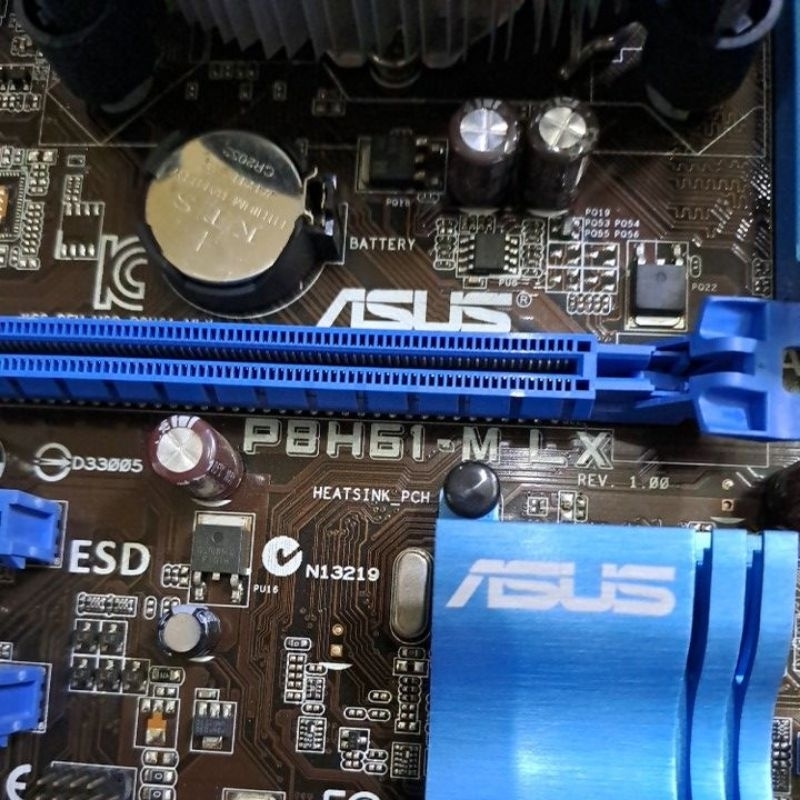 Mainboard Asus H61