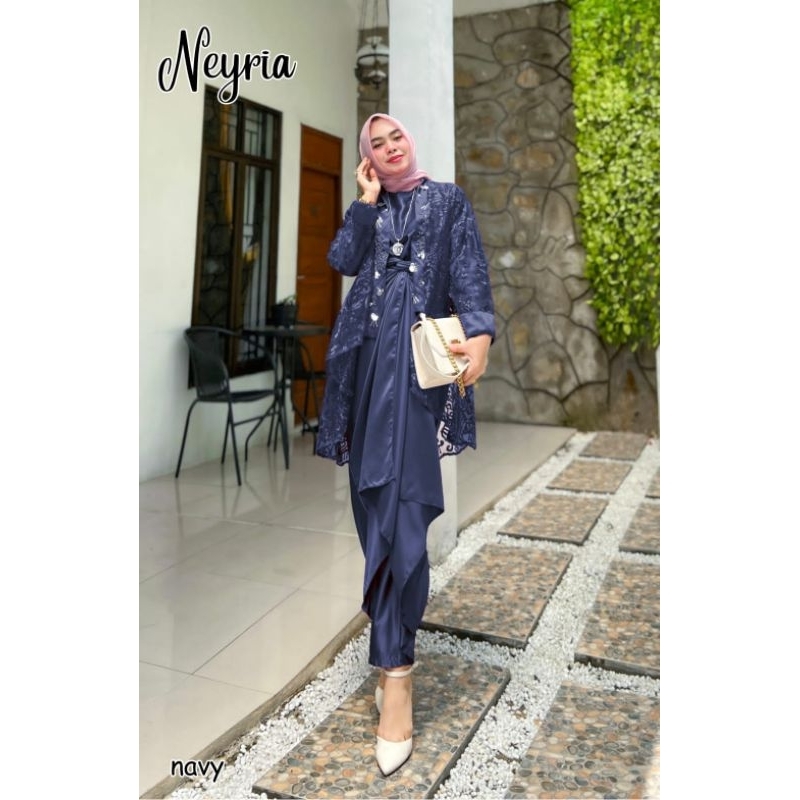 NEYRIA Gamis Ikat Lebaran