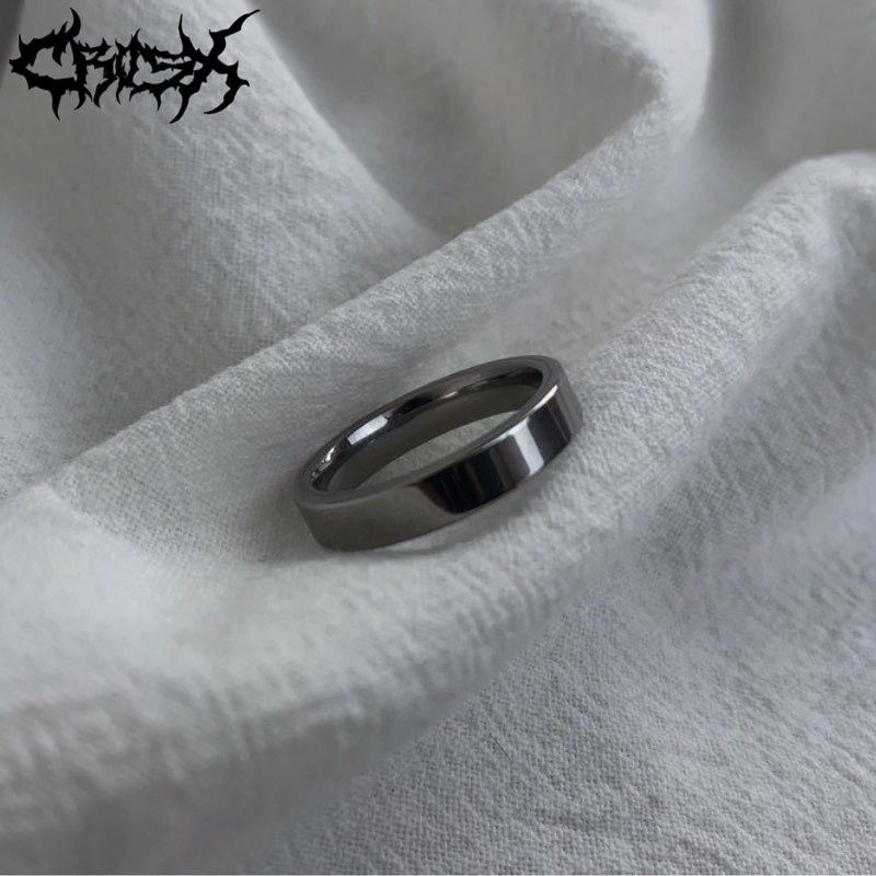 CINCIN TITANIUM HITAM BLUSTIN POLOS 3 MM ANTI KARAT ANTI LUNTUR CINCIN HITAM GOLD BLUSTIN PRIA WANITA