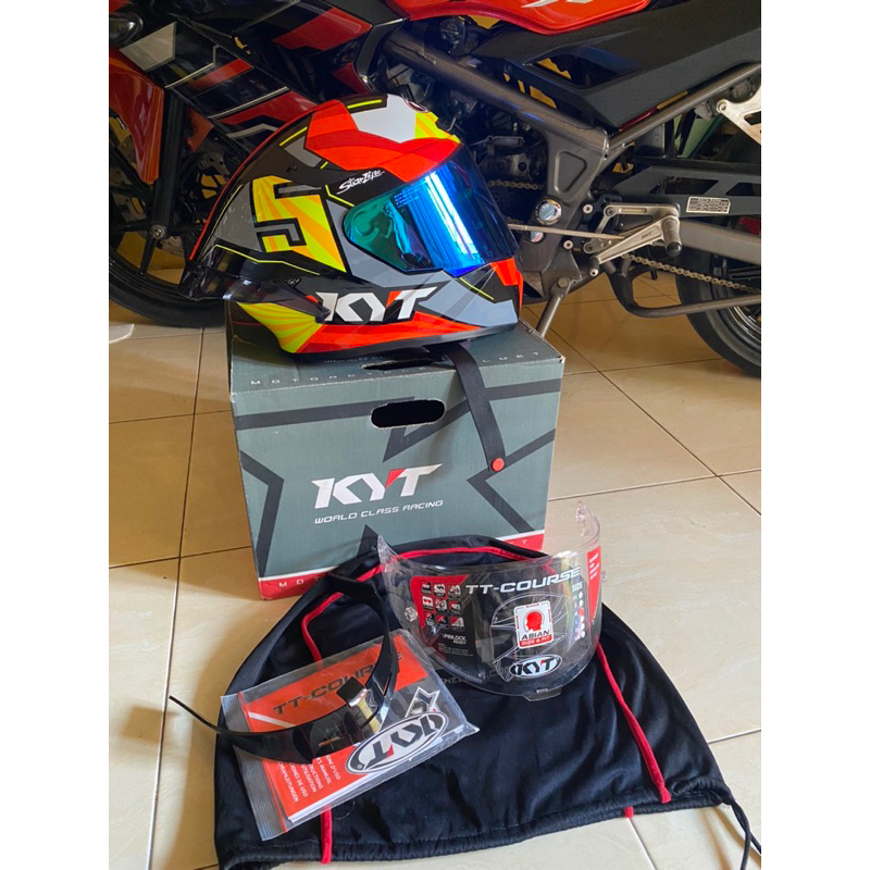 helm kyt ttc jaume masia size m like new 99% paket ganteng