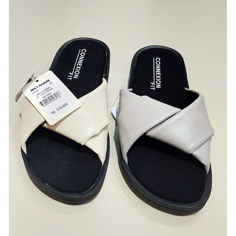 sandal flat wanita connexion