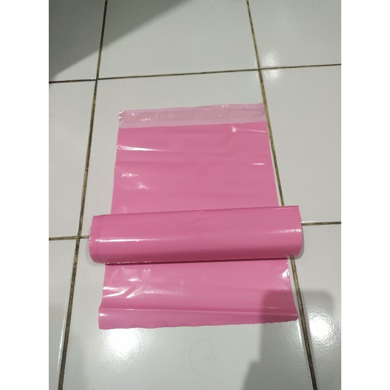

Dck plastik packing polymailer Super Grade/ Super Glossy 30x40 isi 100