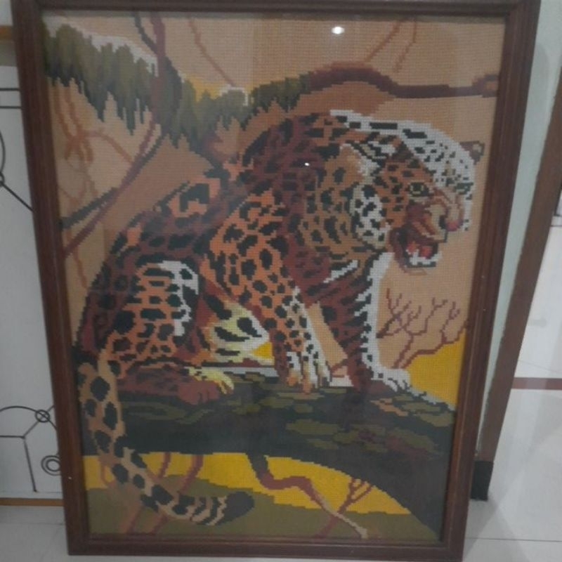 Lukisan Kristik Sulaman Harimau Mengaum Jadul Antik Lawas