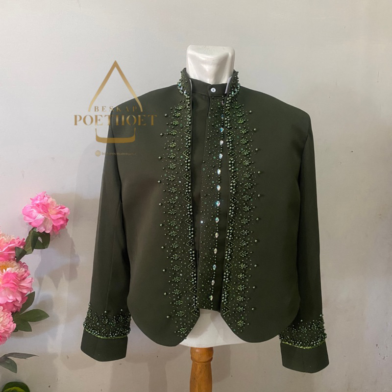 beskap pengantin pria hijau army bahan halus matte tidak mengkilap payet premium