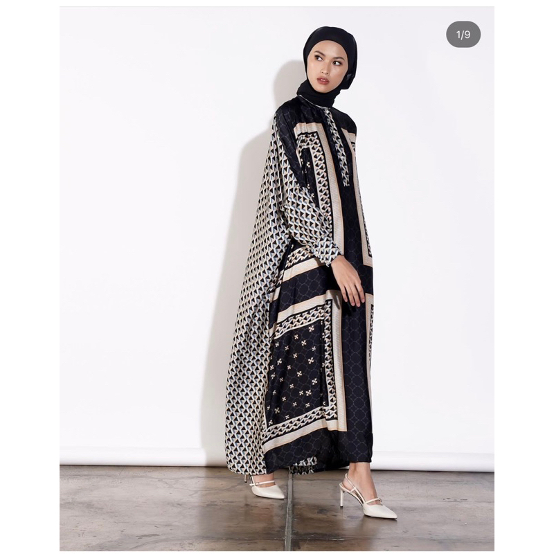 vidy Dress Black by Aleza