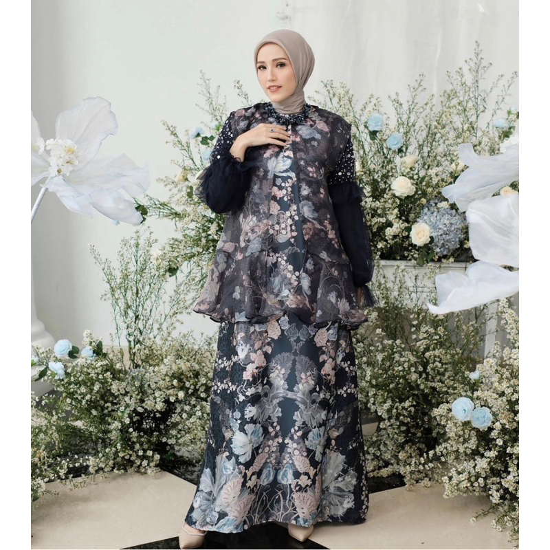 PAYET IRIS DRESS OSCAR - BY VANILLA HIJAB - SIGNATURE RAYA COLLECTION