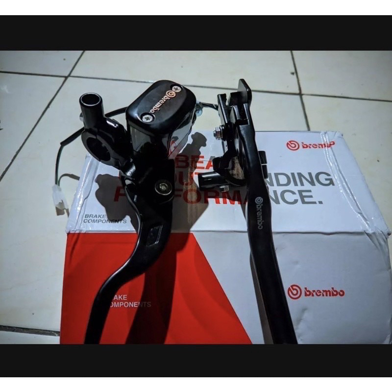 Master Rem Set Tabung KOTAK E3 Brembo Logo Timbul Universal