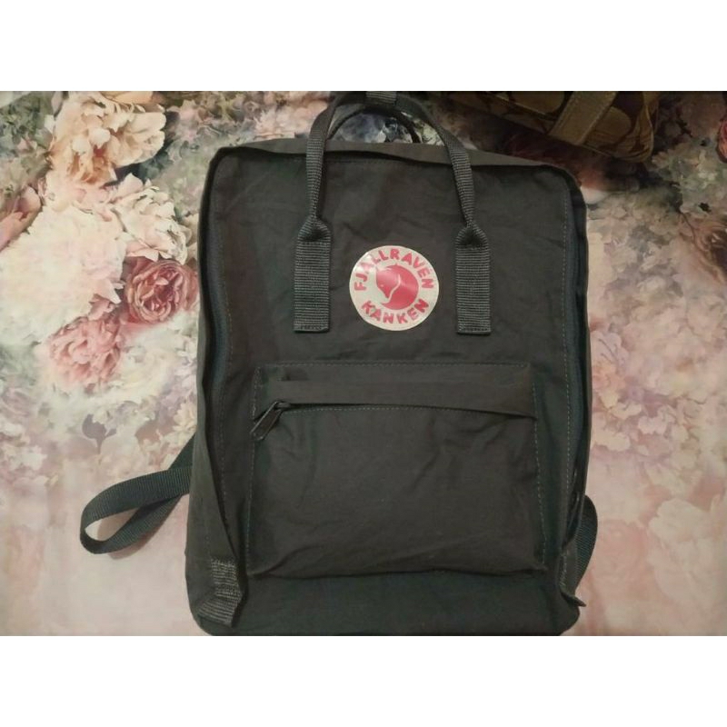 preloved kanken medium