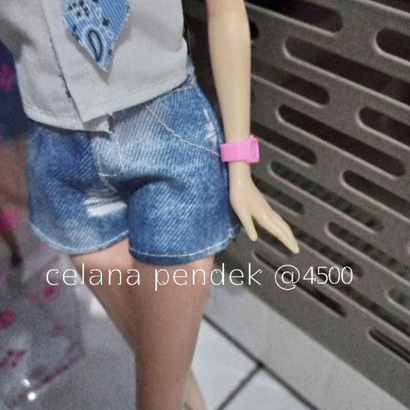 barbie#hotpantsjeans#short pant#celanapendek#preloved#mtm#pivotal#nkshopok#babyalive#tren#perfect