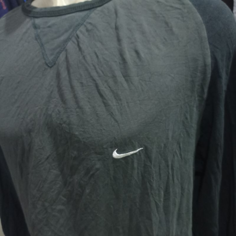 KAOS LENGAN PANJANG nike