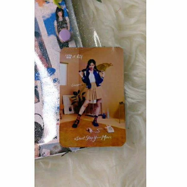 chaeryeong itzy official ultra milk photocard hologram good quality