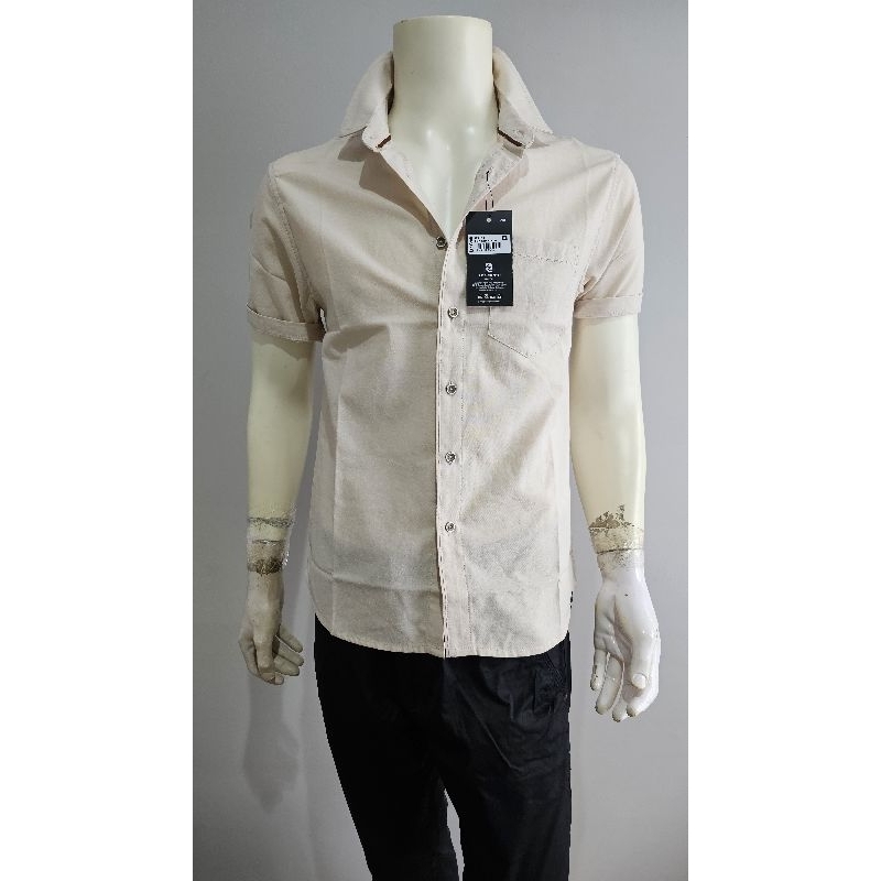 Kemeja Pria Lee conti Cream