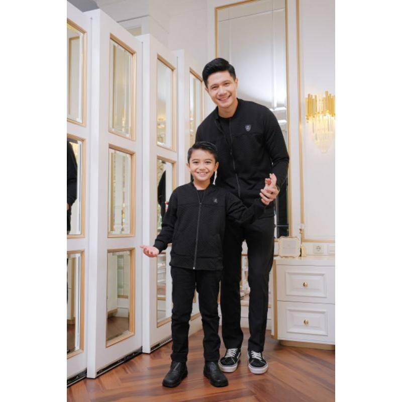 DIAMOND FAMILY SERIES DAD VERSION ORI ALIETHA JACKET PRIA DEWASA MODERN KEKINIAN