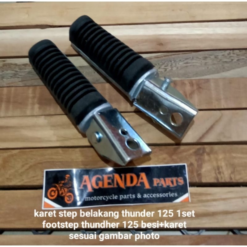 karet step belakang thunder 125 1set footstep thundher 125 besi+karet sesuai gambar photo