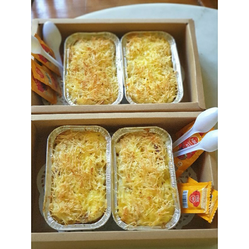 

Macaroni panggang Hampers Lebaran parcel idul fitri Macaroni schotel